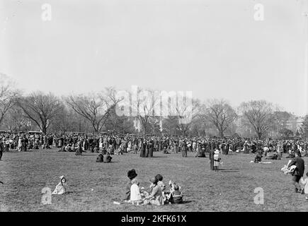 Pasqua Egg Rolling, Casa Bianca, 1914. Foto Stock