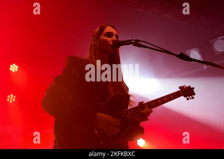 17 novembre 2022, Roma, Italia: Emma Nolde durante il concerto al Monk Club di Roma. (Credit Image: © Roberto Bettacchi/Pacific Press via ZUMA Press Wire) Foto Stock