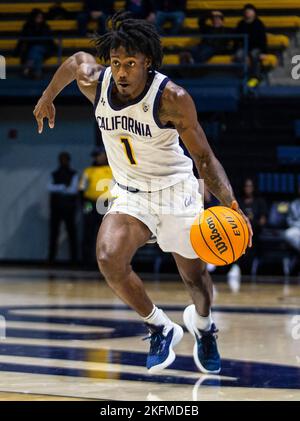 Novembre 18 2022 Berkeley, California, Stati Uniti, la guardia della California Joel Brown (1) va in campo durante la partita di pallacanestro degli uomini NCAA tra i Southern University Jaguars e i California Golden Bears. Il Southern Beat California 74-66 all'Hass Pavilion Berkeley Calif. Thurman James / CSM Foto Stock