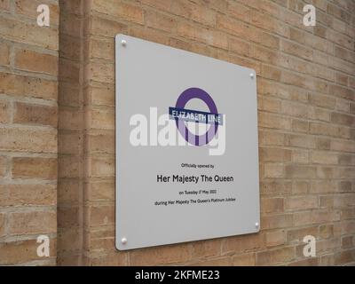 LONDRA, Regno Unito - CIRCA OTTOBRE 2022: La stazione della metropolitana della linea Elizabeth è stata ufficialmente inaugurata da HM The Queen Foto Stock