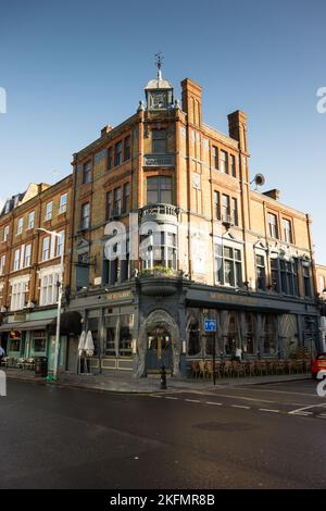 The Goat (in Boots) Public House, Fulham Road, Chelsea, Londra, SW10, Inghilterra, Regno Unito Foto Stock