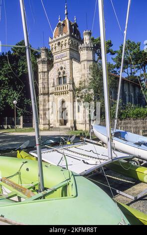 Francia. Aquitania. Gironde (33). Baia di Arcachon. Lege-Cap-Ferret. La cappella di Sainte-Marie-du-Cap, conosciuta come la Villa algerina, elencata come un mo storico Foto Stock