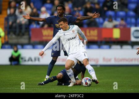 Birkenhead, Regno Unito. 19th Nov 2022. Kieron Morris di Tranmere Rovers in azione. EFL Skybet Football League Two match, Tranmere Rovers contro AFC Wimbledon a Prenton Park, Birkenhead, Wirral sabato 19th novembre 2022. Questa immagine può essere utilizzata solo per scopi editoriali. Solo per uso editoriale, licenza richiesta per uso commerciale. Nessun uso in scommesse, giochi o un singolo club / campionato / giocatore publications.pic di Chris Stading / Andrew Orchard sport fotografia / Alamy Live News Credit: Andrew Orchard sport fotografia / Alamy Live News Foto Stock