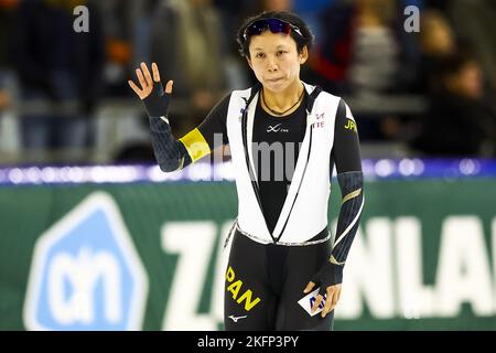 HERENVEEN - Olanda, 19/11/2022, HERENVEEN - Miho Takagi (JPN) reagisce dopo i 1500 metri durante il secondo torneo di Coppa del mondo ISU a pista lunga a Thialf. ANP VINCENT JANNINK Foto Stock