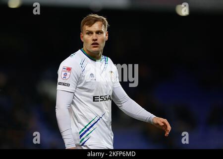 Birkenhead, Regno Unito. 19th Nov 2022. Elliott Nevitt #20 di Tranmere Rovers durante la partita della Sky Bet League 2 Tranmere Rovers vs AFC Wimbledon a Prenton Park, Birkenhead, Regno Unito, 19th novembre 2022 (Foto di Phil Bryan/News Images) a Birkenhead, Regno Unito il 11/19/2022. (Foto di Phil Bryan/News Images/Sipa USA) Credit: Sipa USA/Alamy Live News Foto Stock