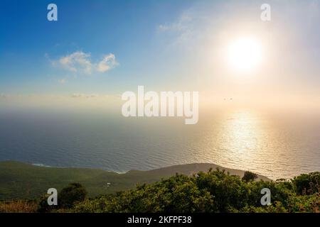 Tramonto sulla baia di Navarino a Pilo a Messenia, Grecia. Foto Stock