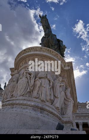 Roma, Italia - 22 settembre 2022 - l'altare della Patria, ufficialmente chiamato Monumento Nazionale a Vittorio Emanuele II Foto Stock