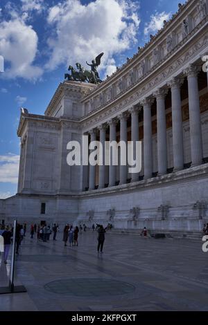 Roma, Italia - 22 settembre 2022 - l'altare della Patria, ufficialmente chiamato Monumento Nazionale a Vittorio Emanuele II Foto Stock