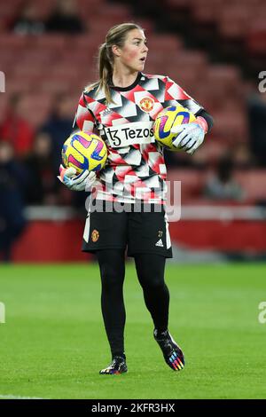 Londra, Inghilterra, 19th novembre 2022. Mary Earps of Manchester United si scalda prima della partita della fa Women's Super League presso l'Emirates Stadium, Londra. L'immagine di credito dovrebbe essere: Kieran Cleeves / Sportimage Foto Stock