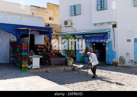 Città di Medina di Kairouan. Kairouan testimonia in modo unico i primi secoli di questa civiltà e il suo sviluppo architettonico e urbano. Foto Stock