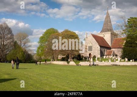 St Andrews 14th ° secolo villaggio chiesa, la 'Cattedrale dei Downs' Alfriston, Sussex, Inghilterra Foto Stock