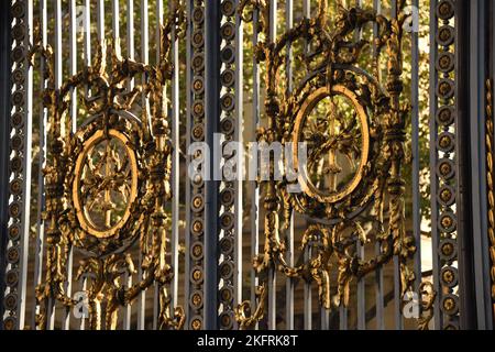 Un primo piano del Palais de Justice de Paris, un tribunale di Parigi, Francia Foto Stock