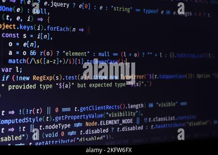 Linguaggio di programmazione PHP sullo schermo del computer. Concetto di tecnologia del monitor. Sfondo del codice programma. Concetto di sviluppo Web Foto Stock