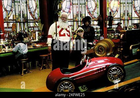 TIM ALLEN, SPENCER BRESLIN, DAVID KRUMHOLTZ, LA CLAUSOLA SANTA 2, 2002 Foto Stock