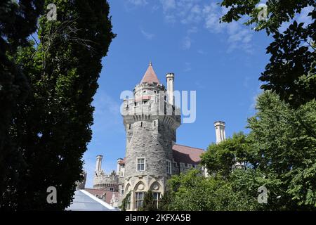 Vista della Casa Loma a Toronto, Canada Foto Stock