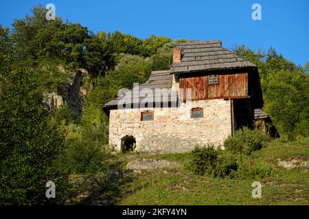 Vecchia casa rurale in Serbia, Sopotnica Foto Stock