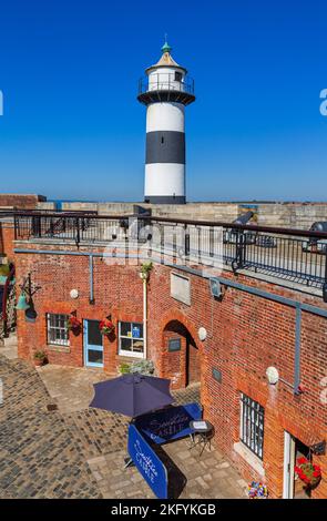 Southsea Castle Lighthouse, Portsmouth, Hampshire, Inghilterra, Regno Unito Foto Stock