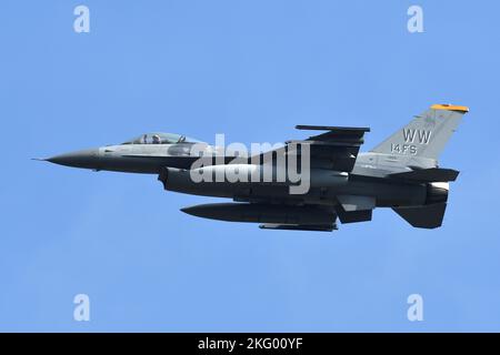 Prefettura di Aomori, Giappone - 11 settembre 2022: United States Air Force Lockheed Martin F-16C Fighting Falcon aereo da combattimento multirolo. Foto Stock