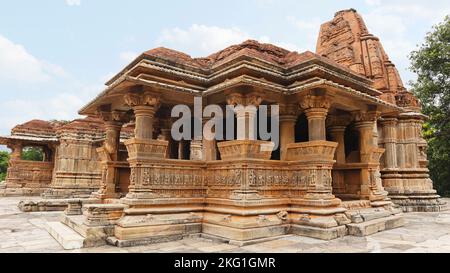 Vista del Tempio di SAS Bahu o Sahastra Bahu, Nagda, Rajasthan, India. Foto Stock