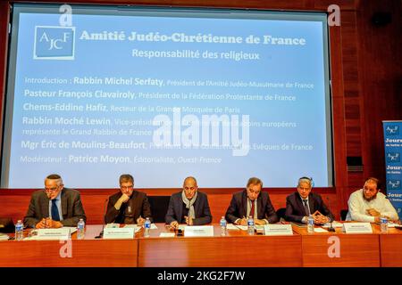 Giornata nazionale contro l'antisemitismo, organizzata da Amitie Judeo-Chretienne de France al Memorial de la Shoah (memoriale dell'Olocausto), Parigi, Francia. Foto Stock