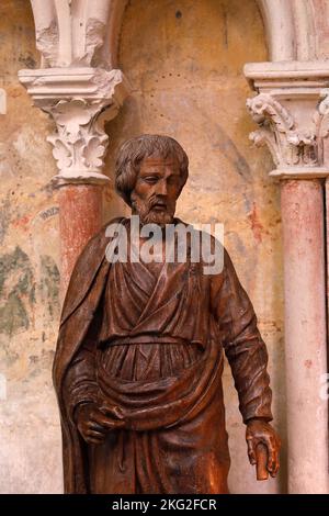 Cattedrale di Saint Julien, le Mans, Francia. Particolare di una statua di San Giuseppe Foto Stock