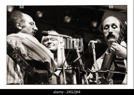Peter, Paul e Mary si esibiscono in concerto a Central Park a New York nel 1978. Foto Stock