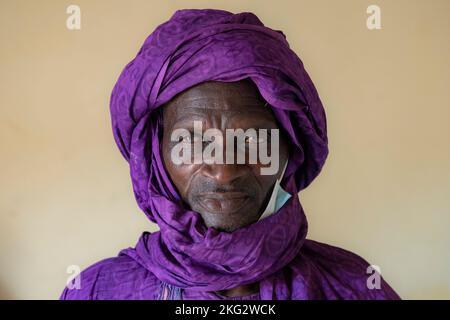 Mamadou Daye Ba, presidente del Centro latte Gallojina a Richard-Toll, Senegal Foto Stock