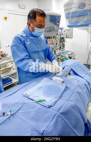 Chirurgia cardiaca presso l'ospedale Hotel Dieu de France a Beirut, Libano. Foto Stock