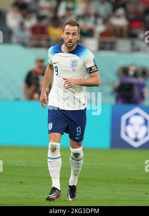 21 novembre 2022, Stade Bollaert-Delelis, Lens Agglo, QAT, Coppa del mondo FIFA 2022, Gruppo B, Inghilterra (GBR) vs Iran (IRN), nella foto l'inglese Harry Kane con la fascia da braccio del capitano. Foto Stock