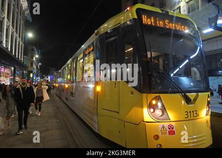 Manchester Metrolink tram 3113, non in servizio, Market Street, blocco delle tracce del tram, Piccadilly, Manchester, Inghilterra, Regno Unito, M1 2BN Foto Stock