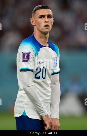 Al Rayyan, Qatar. 21st Nov 2022. Philip Foden of England tra Inghilterra e Iran allo Stadio Internazionale Khalifa di al Rayyan, Qatar il 21 novembre 2022 (Foto di Andrew Surma/ Credit: Sipa USA/Alamy Live News Foto Stock