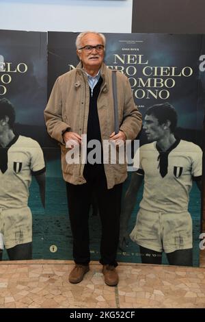 Milano, Film Preview nel nostro cielo un rombo di tuono - nella foto Sandro Mazzola Foto Stock