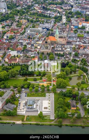 Vista aerea, nuovo centro di sport acquatici presso l'Adenauerallee e asse visivo con Nordringpark ed evang. Pauluskirche, centro, Hamm, zona della Ruhr, N Foto Stock