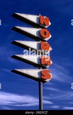 Norme segno caffetteria su la Cienega Blvd. A West Hollywood, CA Foto Stock