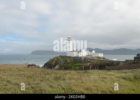 Dublino, Irlanda. 2nd Ott 2022. 20221002 - il faro di Fanad Head si trova su una penisola alla foce di Lough Swilly nella contea settentrionale di Donegal, Irlanda. (Credit Image: © Chuck Myers/ZUMA Press Wire) Foto Stock