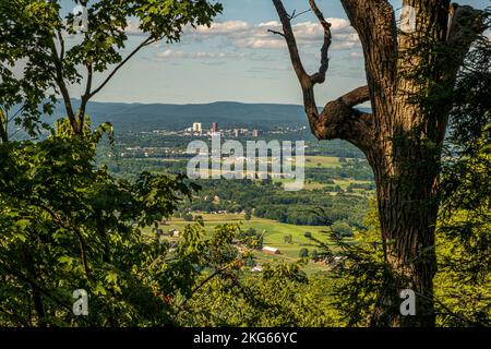 La vista dalla cima del Monte Holyoke a Hadley, Massachusetts Foto Stock