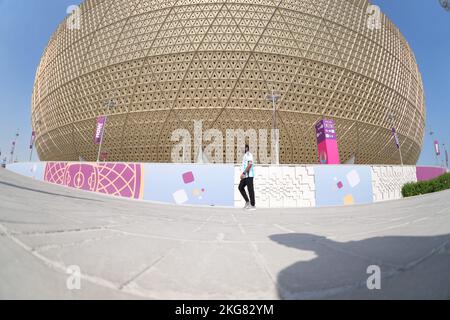 Lusail, Qatar. 22 Novembre 2022. Stadio di Lusail durante la partita di Coppa del mondo del Qatar 2022, gruppo C, data 1, tra Argentina e Arabia Saudita ha giocato al Lusail Stadium il 22 novembre 2022 a Lusail, Qatar. (Foto di Bagu Blanco / PRESSINPHOTO) Credit: PRESSINPHOTO SPORTS AGENCY/Alamy Live News Foto Stock