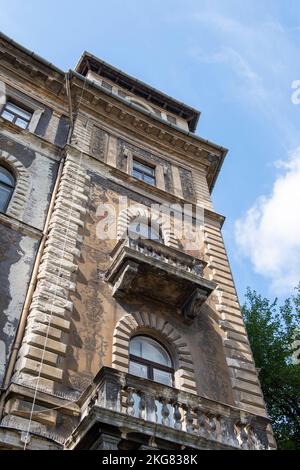 Eleganti edifici sul viale Andrassy a Budapest Ungheria Europa UE Foto Stock