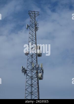 Cose interessanti in due stazioni Silverline in costruzione Foto Stock