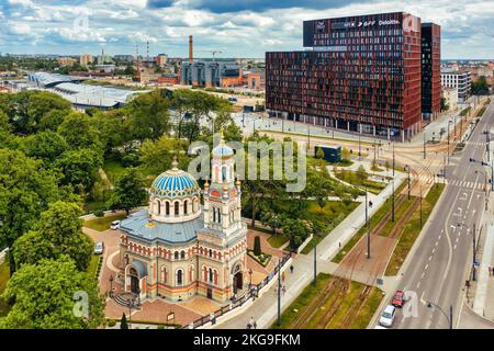 Un'antenna della Cattedrale Alexander Nevsky nel centro della città di Lodz, Polonia Foto Stock