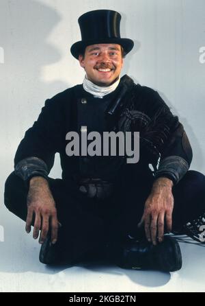 Scopa il camino nella formazione professionale e posa in uno studio fotografico, qui su 5.05.1992 a Iserlohn, Germania, Europa Foto Stock