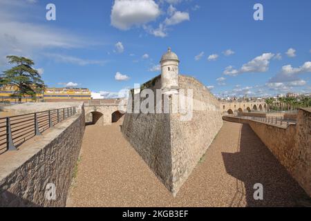 Hornabeque del Puente de Palmas città fortificazione a Badajoz, Estremadura, Spagna, Europa Foto Stock