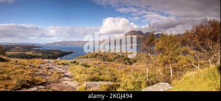 Little Loch Torridon negli altopiani della Scozia nord-occidentale Foto Stock