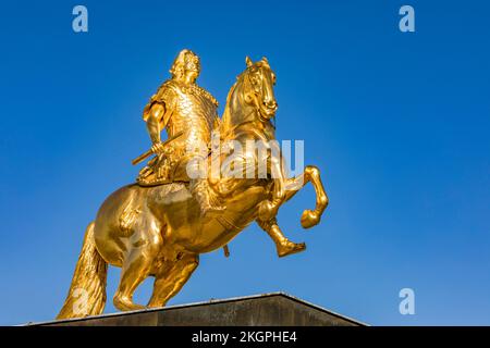Germania, Sassonia, Dresda, statua Golden Rider di Augusto II Foto Stock