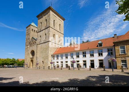 Germania, bassa Sassonia, Osnabruck, esterno della Cattedrale di San Pietro Foto Stock