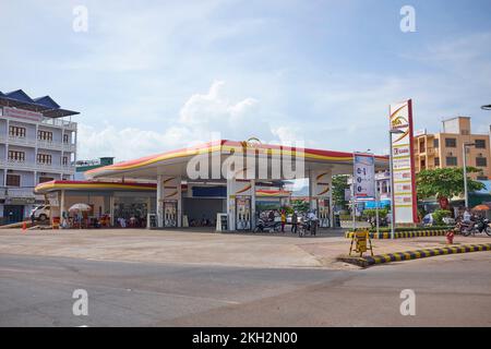 Stazione di benzina Sokimex Kampot Cambogia Foto Stock