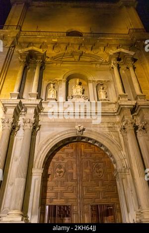 GRANADA, SPAGNA - 24 SETTEMBRE 2022: Esterno della Cattedrale di Granada a Granada, Spagna il 24 settembre 2022 Foto Stock