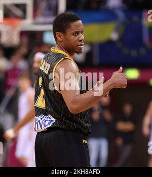 Bonn, Germania. 23rd Nov 2022. Basketball Champions League, gruppo B, Telekom Basket Bonn vs AEK Athens, Tim Frazier (Athen) Credit: Juergen Schwarz/Alamy Live News Foto Stock