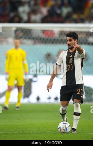 AR Rayyan, Qatar. 23rd Nov 2022. Calcio, Coppa del mondo 2022 in Qatar, turno preliminare, Gruppo e, Giornata 1, presso lo Stadio Internazionale di Chalifa al-Rajjan, Ilkay Gündogan in Germania gioca la palla. Credit: Christian Charisius/dpa/Alamy Live News Foto Stock