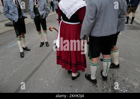 Partecipanti alla sfilata dell'Oktoberfest Tentowners a Monaco Foto Stock